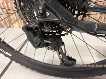 Used 2WD ELITE 2022 2022 Mountainbike, Black — image 5 of 12