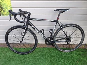 Käytetty BULLS Custom Shimano Claris 2021 Road & Gravel