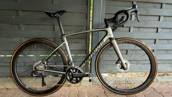Použité Specialized Roubaix Shimano Ultegra Di2 2023 2023 Road & Gravel