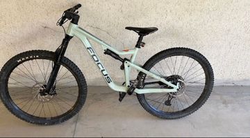 Used Focus JAM 6.8 2021 2021 Mountainbike, White, 29 — image 2 of 11