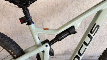 Used Focus JAM 6.8 2021 2021 Mountainbike, White, 29 — image 9 of 11