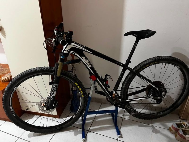Used KTM Myroon Comp 2020 2020 Mountainbike, Black, 29 — image 2 of 4