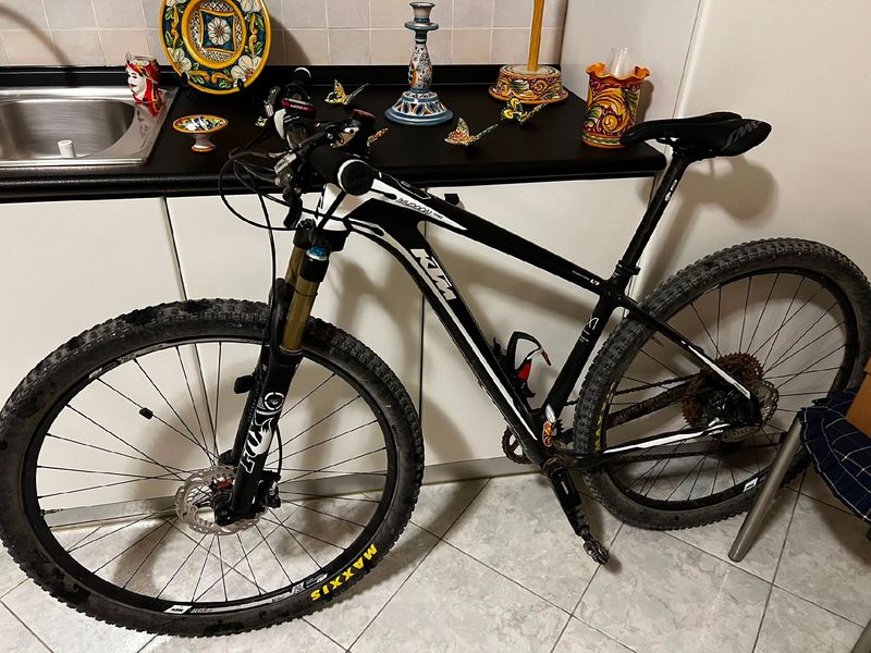 Used KTM Myroon Comp 2020 2020 Mountainbike, Black, 29 — image 3 of 4