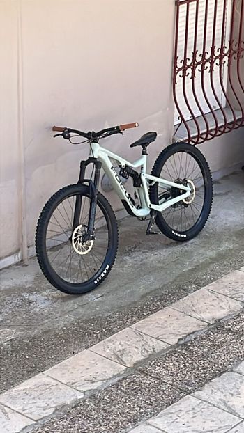 Używany Focus JAM 6.8 2021 2021 Mountainbike — zdjęcie 11 z 15