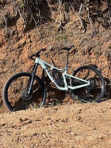 Used Focus JAM 6.8 2021 2021 Mountainbike, White, 29 — image 6 of 15