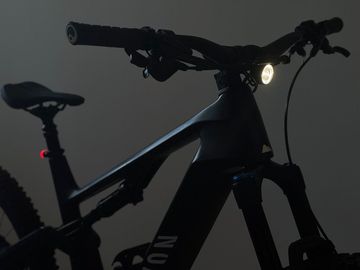 Gebrauchtes Canyon Spectral:on Shimano SLX 2023 Mountainbike, Schwarz — Bild 5 von 20