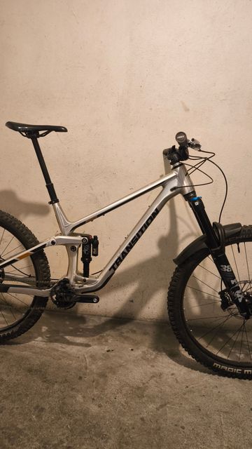 Transition Spire 2023 MTB usato