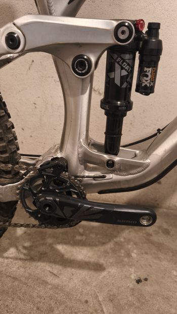 Gebrauchtes Transition Spire 2023 Mountainbike, Hellgrau — Bild 5 von 5