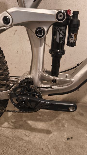 Used Transition Spire 2023 Mountainbike, Light Gray — image 5 of 5