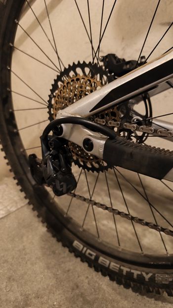 Gebrauchtes Transition Spire 2023 Mountainbike, Hellgrau — Bild 4 von 5