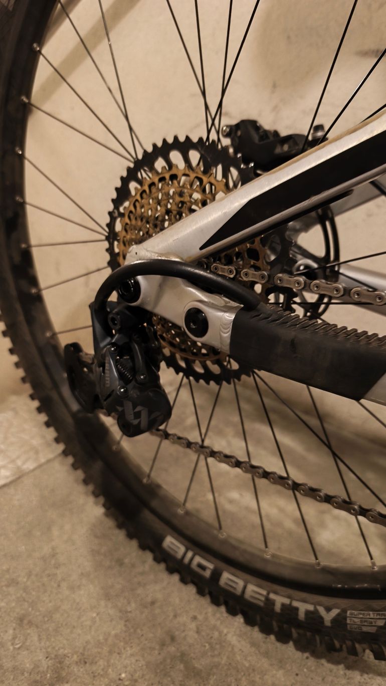 Gebrauchtes Transition Spire 2023 Mountainbike, Hellgrau — Bild 4 von 5