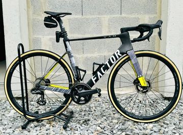 Used Factor OSTRO VAM - L39ion Edition - Shimano Ultegra 2025 2025 Road & Gravel