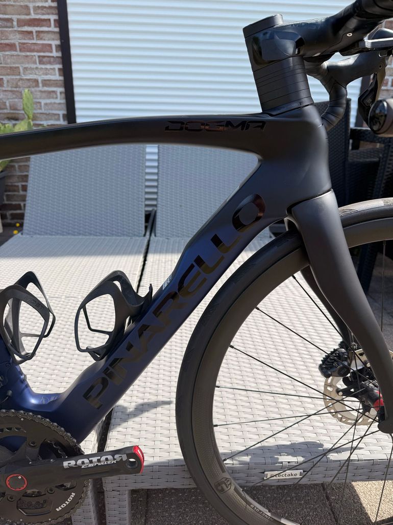 Brugt Pinarello Dogma F Disc 2023 2023 Road & Gravel — billede 2 af 8