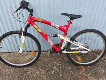 Used Sans marque Custom 2019 Youth, Red — image 2 of 5
