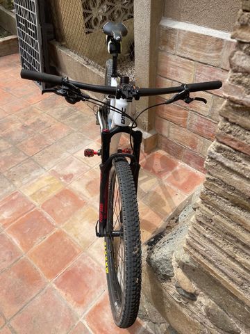 BMC Teamelite Shimano Deore XT Di2 2022 Mountainbike usato, Bianco — immagine 5 di 6