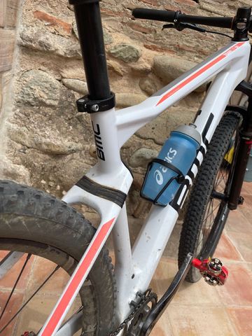 BMC Teamelite Shimano Deore XT Di2 2022 Mountainbike usato, Bianco — immagine 2 di 6