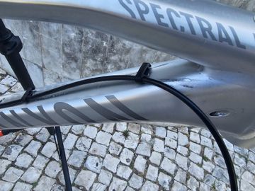Used Canyon Spectral Frameset 2017 Mountainbike, Light Gray — image 12 of 15
