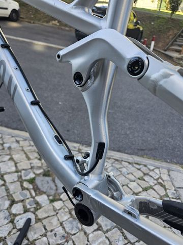 Used Canyon Spectral Frameset 2017 Mountainbike, Light Gray — image 15 of 15