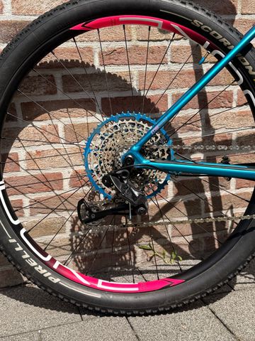Used Specialized Chisel SRAM GX Eagle 2020 Mountainbike, Blue — image 4 of 6