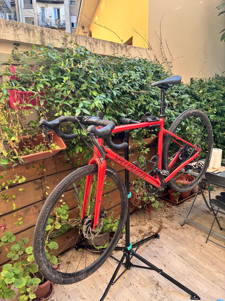Gebrauchtes Specialized Diverge E5 2024 2024 Road & Gravel, Rot — Bild 3 von 5