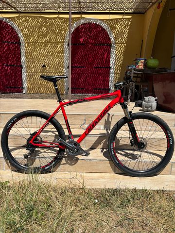 Käytetty Cannondale Trail 3 2018 2018 MTB