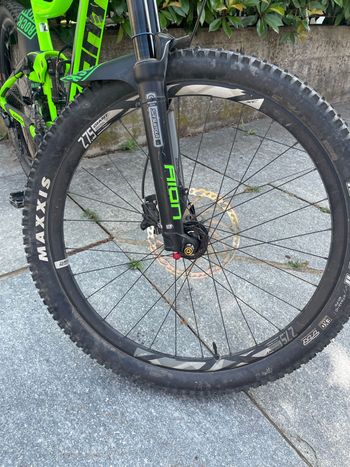 Použité Giant Trance 3 2017 2017 Mountainbike — obrázek 7 z 8