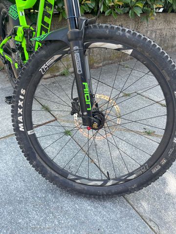 Gebrauchtes Giant Trance 3 2017 2017 Mountainbike, Grün, 27.5 — Bild 7 von 8