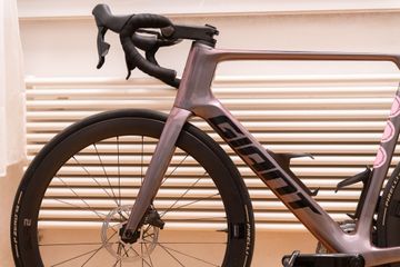 Tweedehands Giant Propel SRAM Rival eTap AXS 2024 Road & Gravel — afbeelding 2 van 23