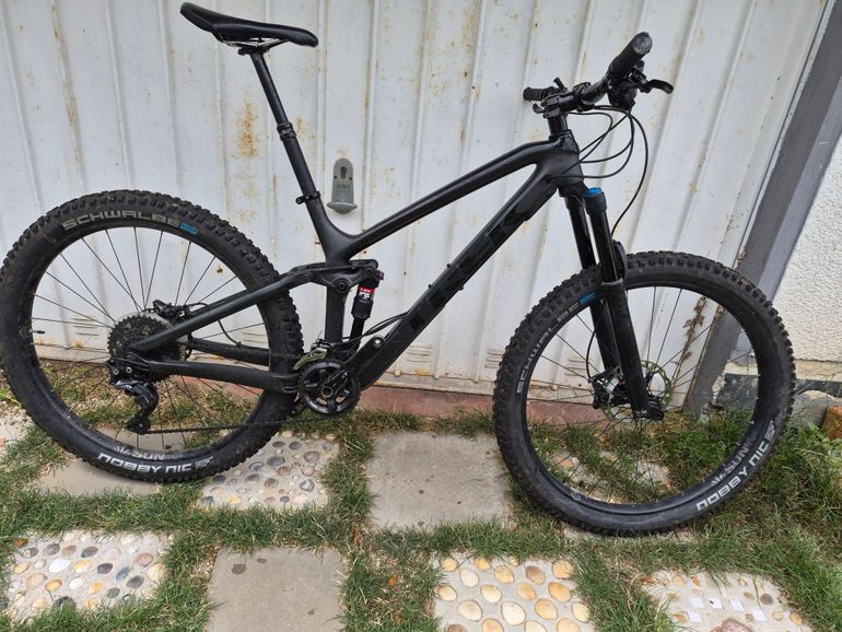 Brugt Trek Fuel EX 9.8 27.5 Plus 2017 2017 Mountainbike — billede 2 af 4