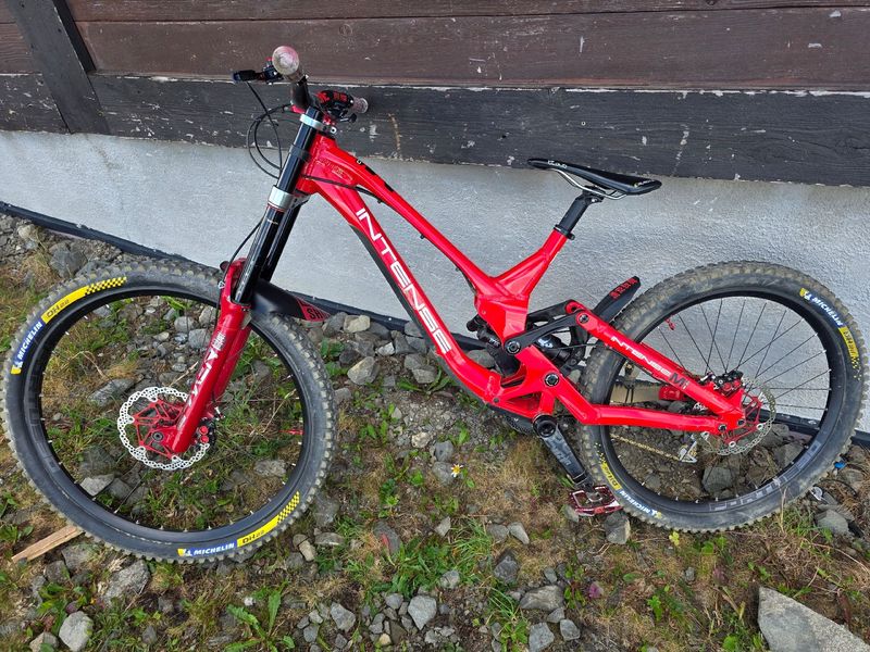 Käytetty Intense M1 ALLOY EXPERT 2024 2024 MTB