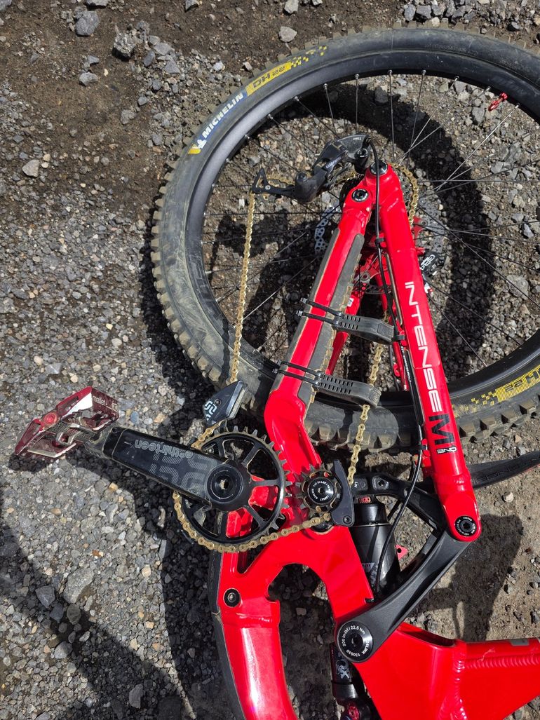 Brugt Intense M1 ALLOY EXPERT 2024 2024 Mountainbike — billede 3 af 3