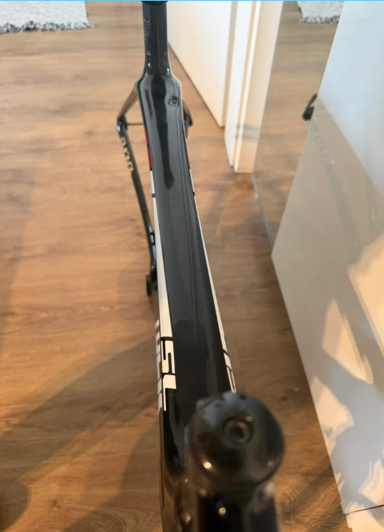 Used Trek Émonda SL Frameset 2016 Frameset 2016 Road & Gravel, Black — image 9 of 12