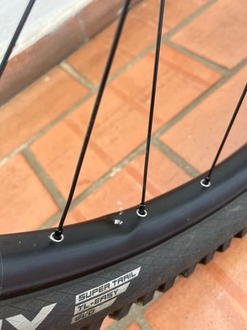 Gebrauchtes Propain TYEE AL 27.5 Base 2025 2025 Mountainbike, Hellgrau — Bild 12 von 12