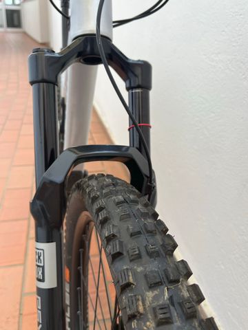 Gebrauchtes Propain TYEE AL 27.5 Base 2025 2025 Mountainbike, Hellgrau — Bild 8 von 12