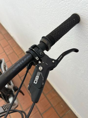 Gebrauchtes Propain TYEE AL 27.5 Base 2025 2025 Mountainbike, Hellgrau — Bild 11 von 12