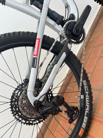 Gebrauchtes Propain TYEE AL 27.5 Base 2025 2025 Mountainbike, Hellgrau — Bild 3 von 12