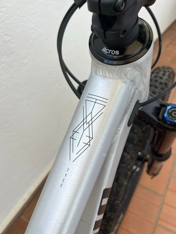 Gebrauchtes Propain TYEE AL 27.5 Base 2025 2025 Mountainbike, Hellgrau — Bild 7 von 12