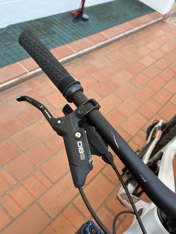 Gebrauchtes Propain TYEE AL 27.5 Base 2025 2025 Mountainbike, Hellgrau — Bild 10 von 12