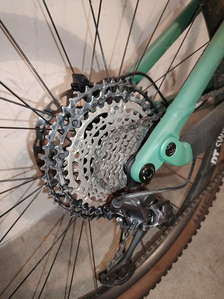 Used Canyon Neuron 7 2023 2023 Mountainbike, Green, 29 — image 12 of 13