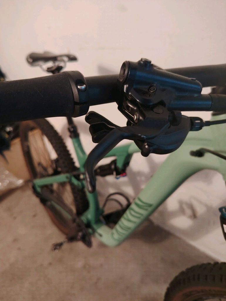 Used Canyon Neuron 7 2023 2023 Mountainbike, Green, 29 — image 9 of 13