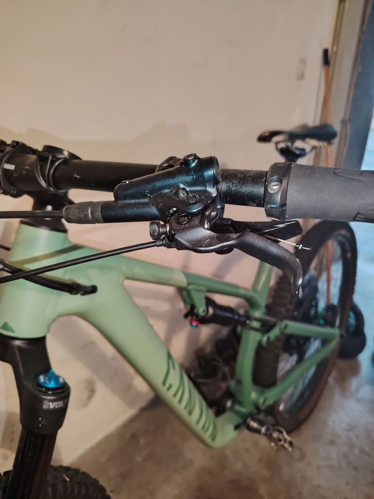 Used Canyon Neuron 7 2023 2023 Mountainbike, Green, 29 — image 5 of 13