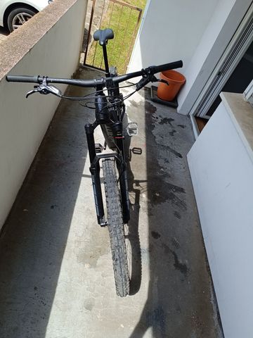 Used Giant Reign E+ 2, 2022 2022 Mountainbike, Black, 29 — image 4 of 5