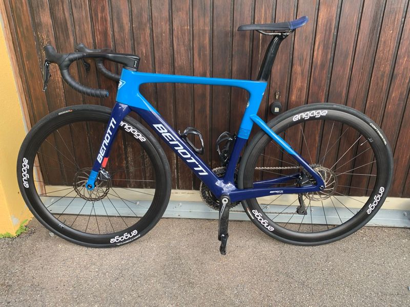 Used Benotti Fuoco Aero Disc Shimano Ultegra Di2 2022 Road & Gravel, Blue — image 2 of 6