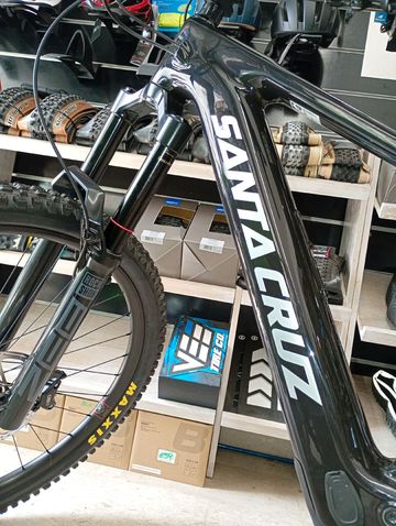 Gebrauchtes Santa Cruz Bullit 70 2026 2026 Mountainbike, Schwarz, 29, 27.5 — Bild 8 von 10