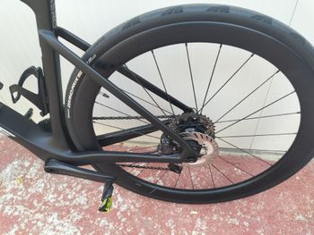 Käytetty Whistle Custom Shimano Ultegra Di2 2025 Road & Gravel — kuva 4 / 10