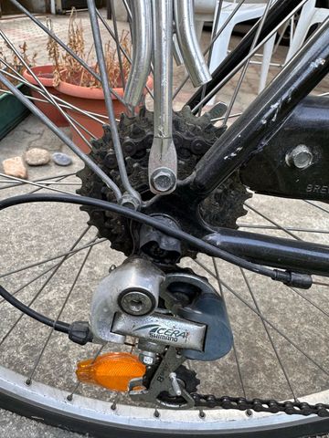 Used Olympia Custom Shimano Acera Urban, Black — image 9 of 14