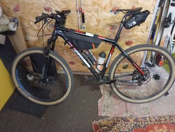 Used Mathitech Custom SRAM X01 2017 Mountainbike, Black — image 2 of 10