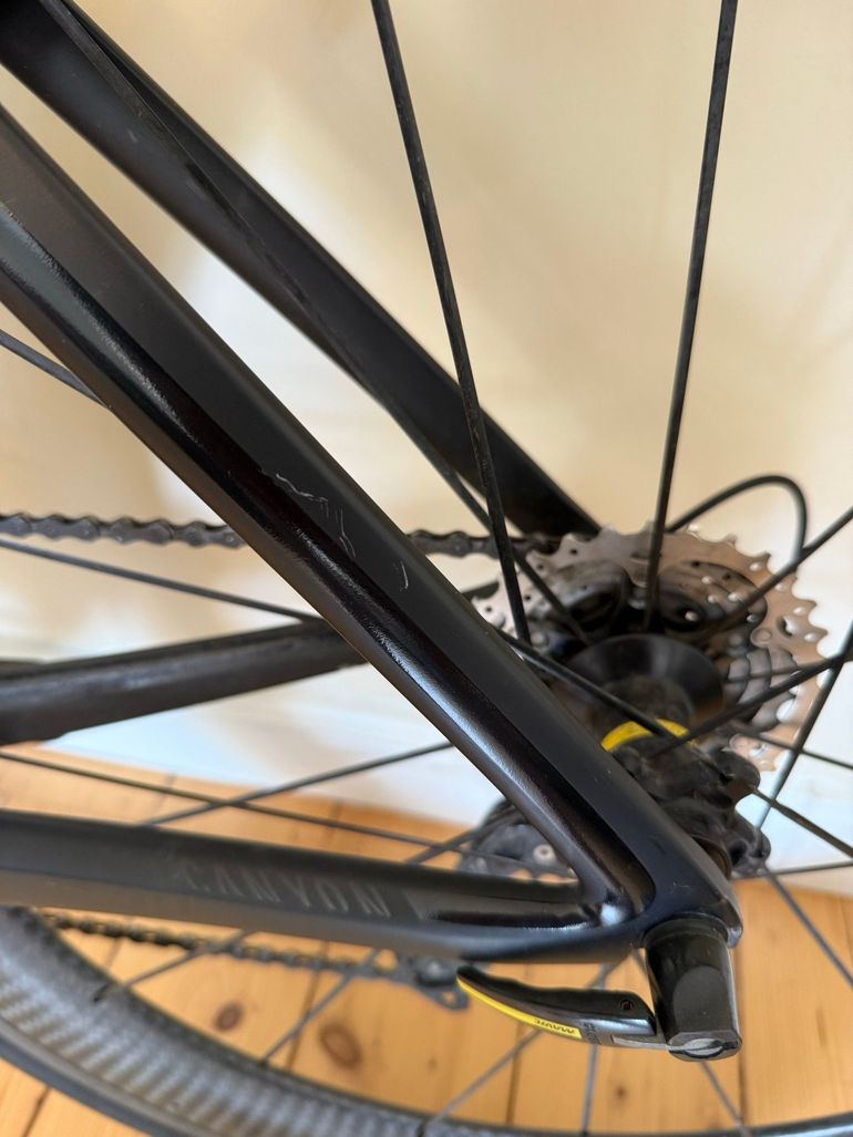 Tweedehands Canyon Speedmax WMN CF 8.0 2018 2018 Road & Gravel — afbeelding 6 van 9
