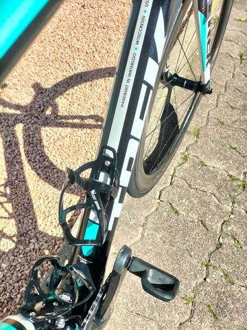 Trek Madone 6.9 SSL WSD (Compact) 2012 2012 Road & Gravel d'occasion — image 3 sur 4