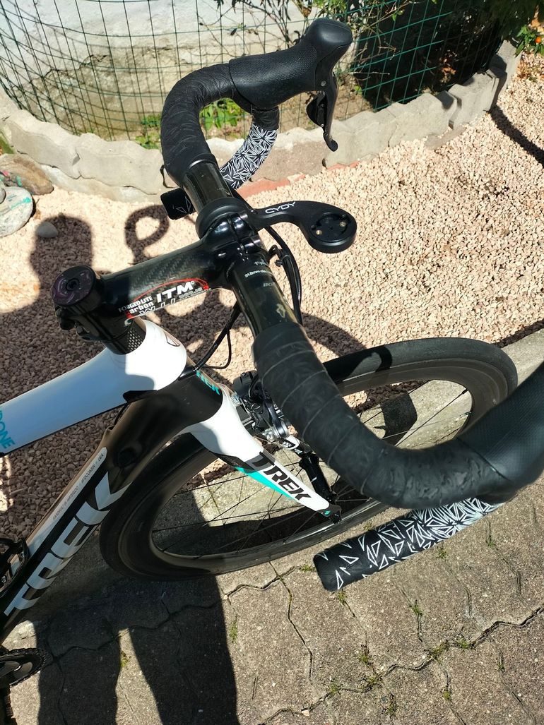 Gebrauchtes Trek Madone 6.9 SSL WSD (Compact) 2012 2012 Road & Gravel, Schwarz — Bild 4 von 4